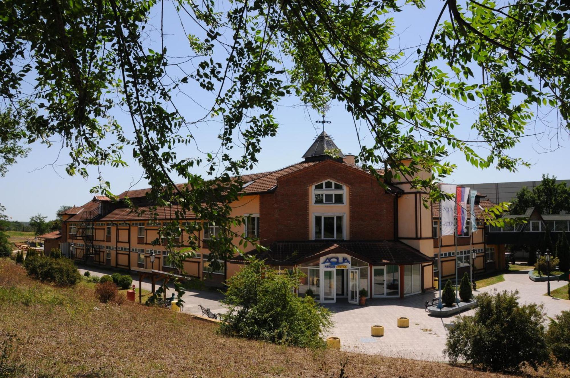 Hotel Aqua Panon Kanjiža Esterno foto