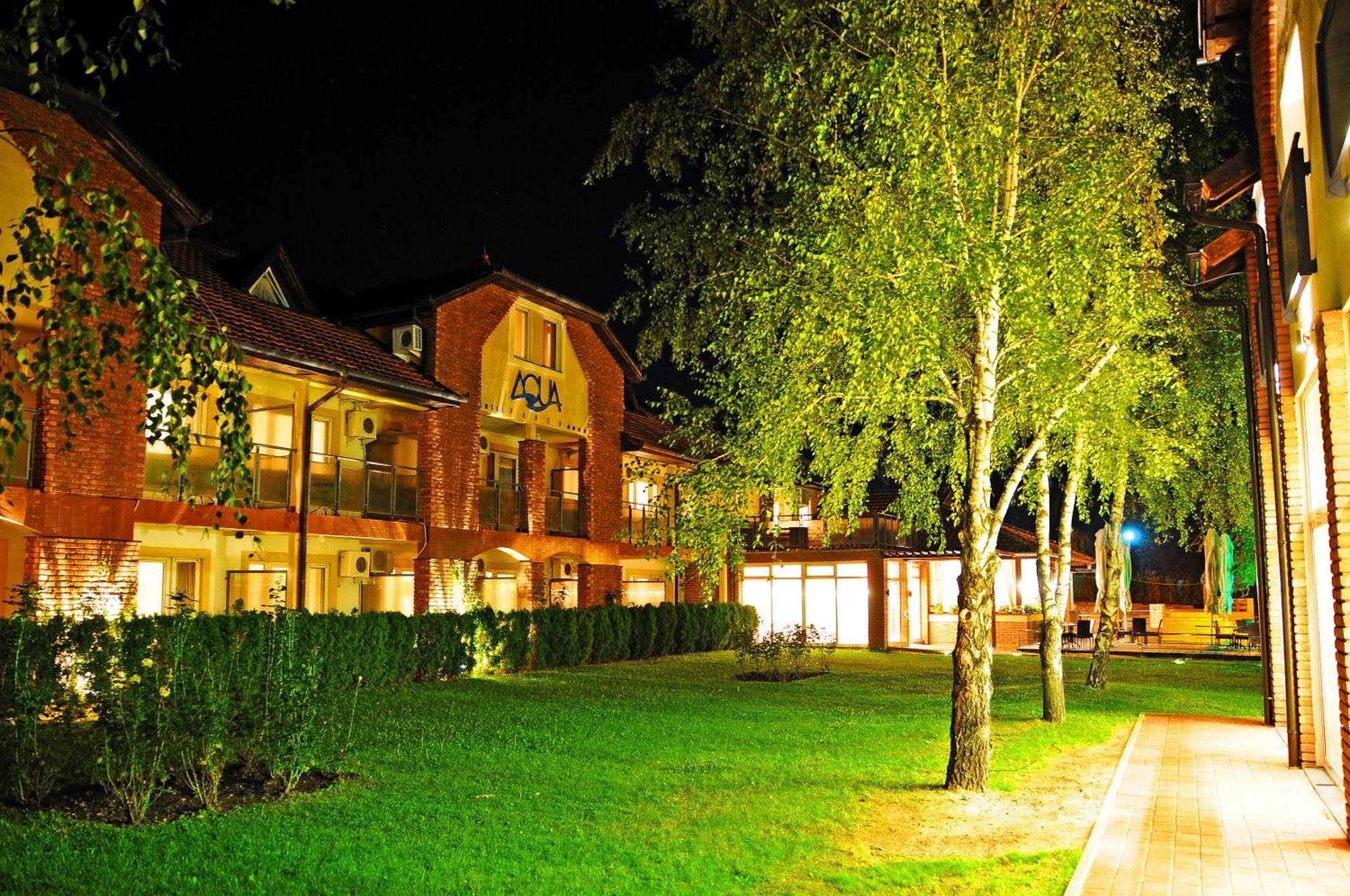 Hotel Aqua Panon Kanjiža Esterno foto